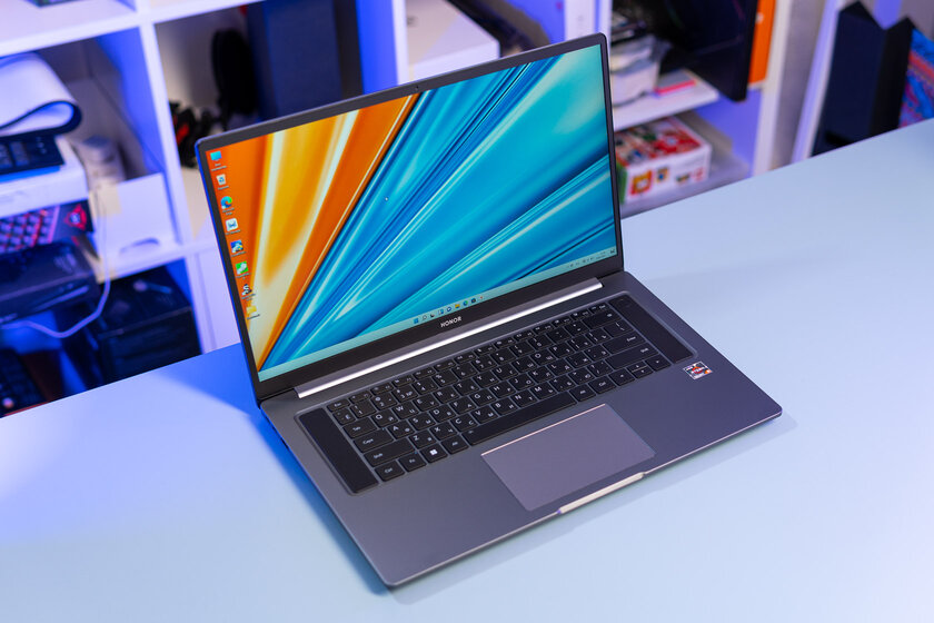Этому ноутбуку монитор не нужен. Обзор HONOR MagicBook 16