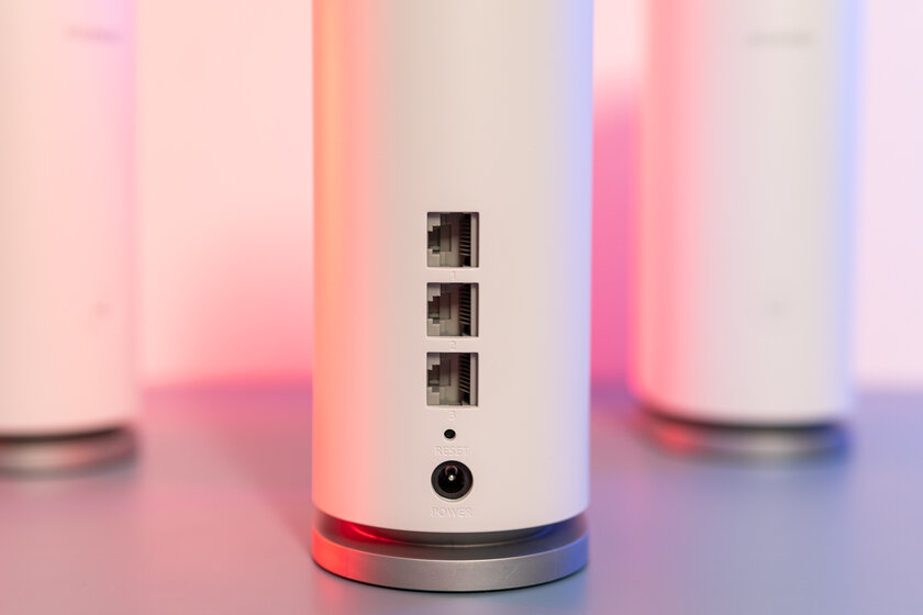 Если нужен Wi-Fi в большом доме, присмотритесь к Mesh. Обзор Huawei WiFi Mesh 3 — Внешний вид. 3