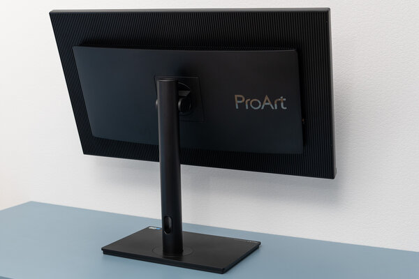 32 дюйма для профессионалов. Обзор ASUS ProArt Display PA329CV — Внешний вид и подставка. 8