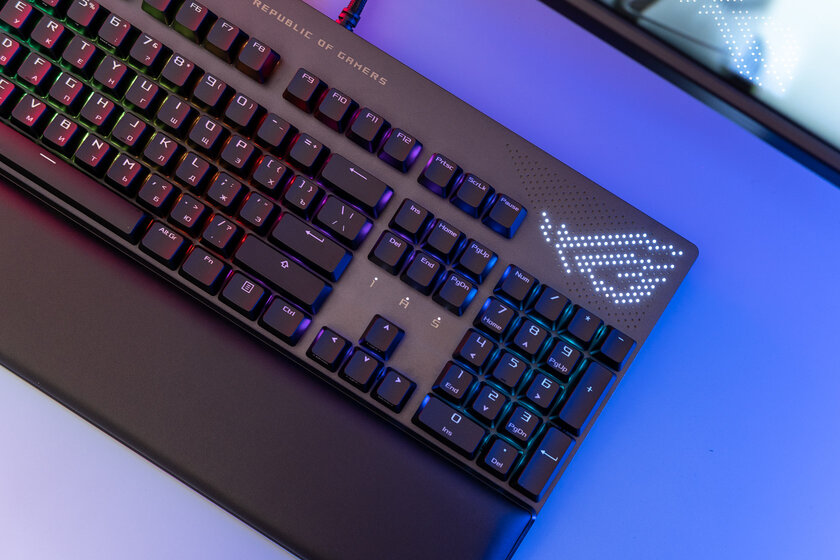 Можно самому заменять свитчи: и Cherry, и ROG! Тестирую ASUS ROG Strix Flare II Animate — Отзыв после двух недель использования. 1