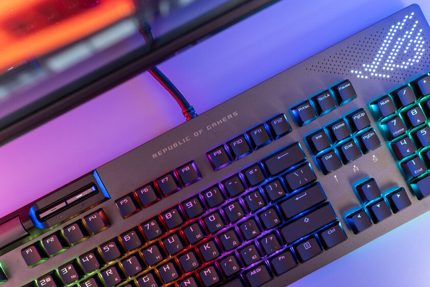 Можно самому заменять свитчи: и Cherry, и ROG! Тестирую ASUS ROG Strix Flare II Animate