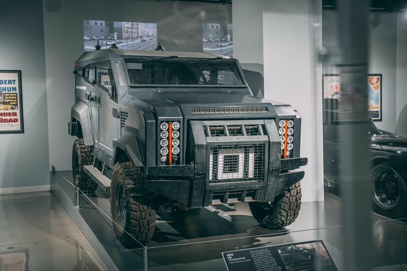 Выставка автомобилей из культовых голливудских фильмов. Это надо видеть