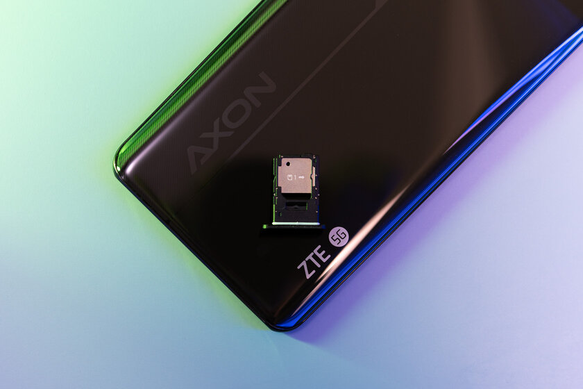 Каково, когда фронталка спрятана в экран? Две недели с ZTE Axon 30 — Программное обеспечение и железо. 35