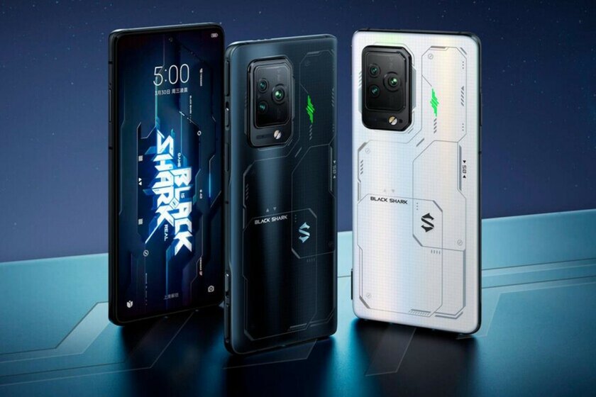 Xiaomi представила игровые, но дешёвые смартфоны Black Shark 5. Pro-версия впечатляет