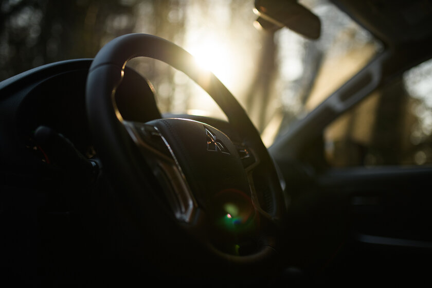Сначала недоумеваешь, а потом не можешь оторваться. Тест-драйв Mitsubishi L200 (2019) — В статике. 20