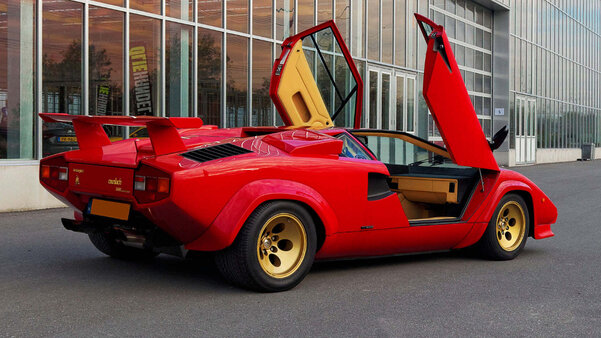 15 легендарных Lamborghini. Пятая разделила историю на «до» и «после»