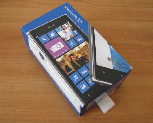 Обзор Nokia Lumia 925