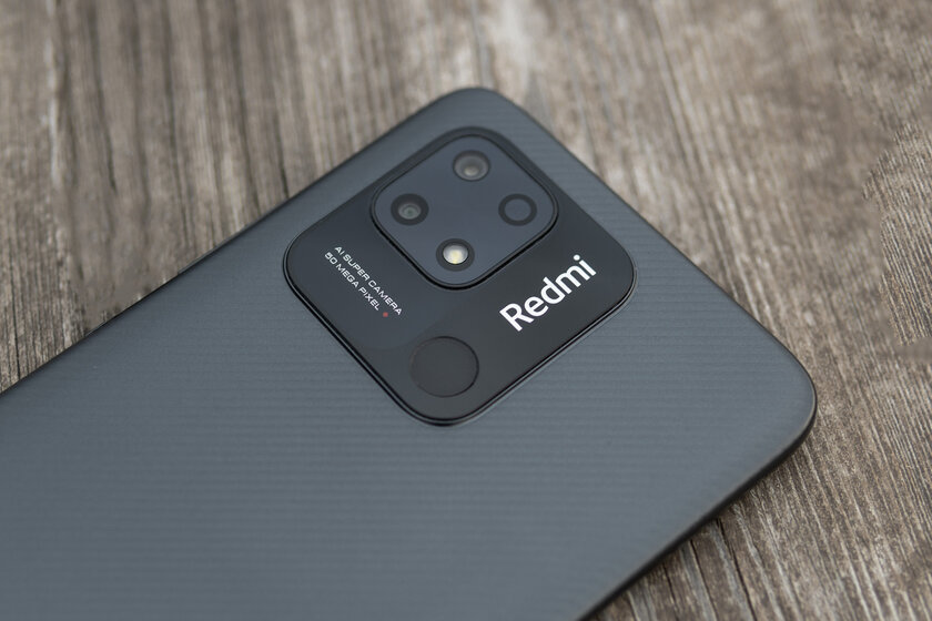 Обзор Xiaomi Redmi 10C: формула хорошего недорого смартфона — Внешний вид. 3