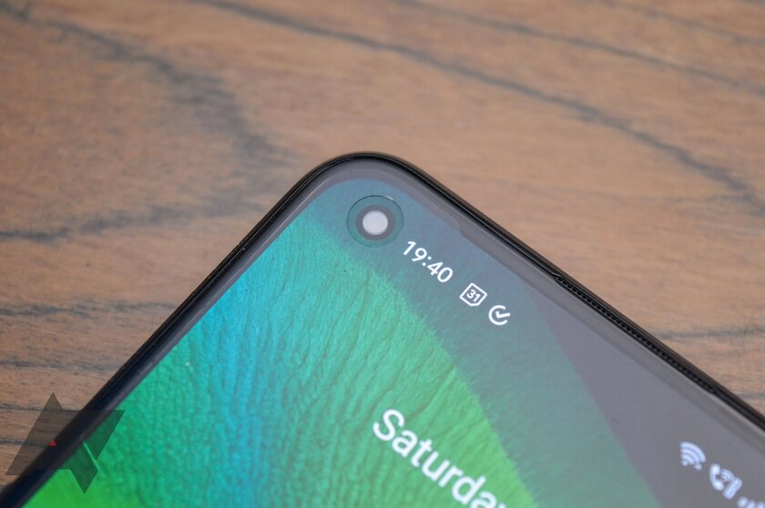 Обзор Realme 9: современная система превыше всего — Дизайн, железо, комплектация. 4