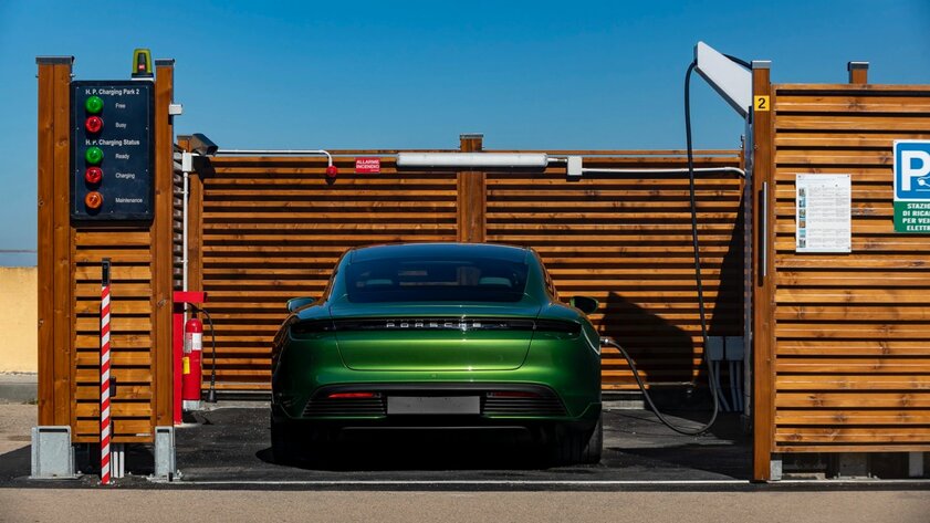 12-километровое кольцо в Италии уже 10 лет на службе Porsche