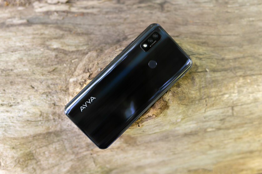 Российский смартфон с защитой от прослушки и шпионажа. Обзор AYYA T1 — Отзыв спустя две недели использования. 1