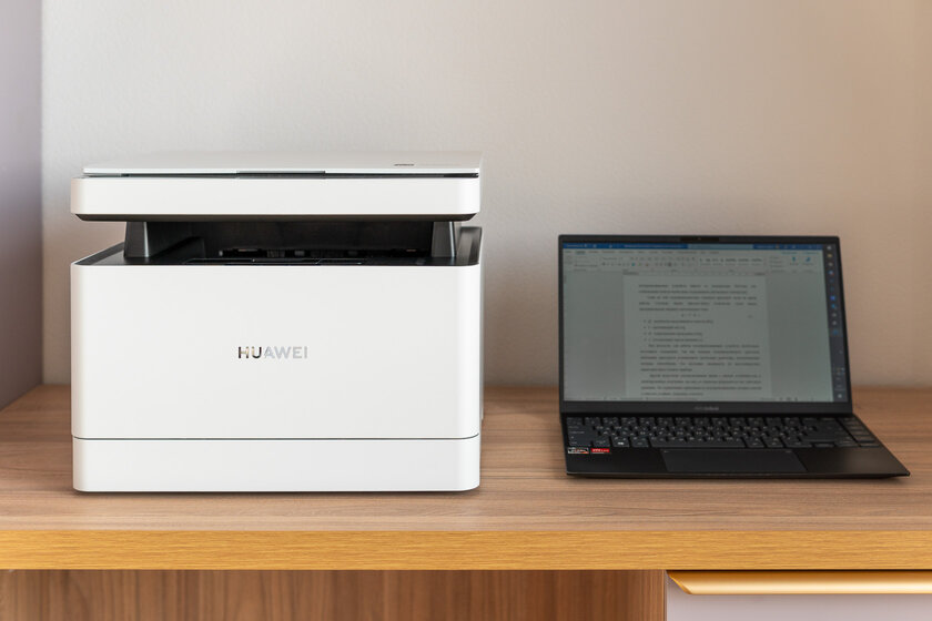 Обзор Huawei PixLab X1: 15 000 страниц на одном картридже и встроенный Wi-Fi — Подключение к компьютеру или смартфону. 3