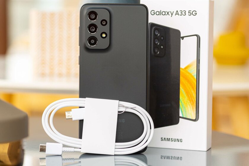 Обзор Samsung Galaxy A33 5G: пожалуй, лучший за эти деньги — Комплектация. 1