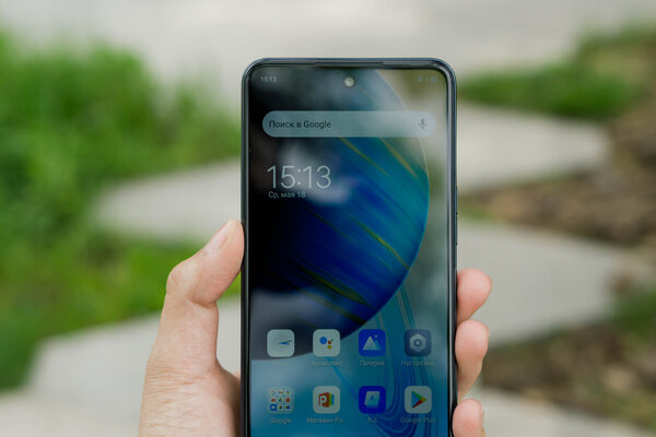 Обзор Tecno Camon 18: хороший баланс характеристик, а как в деле? — Дисплей. 2