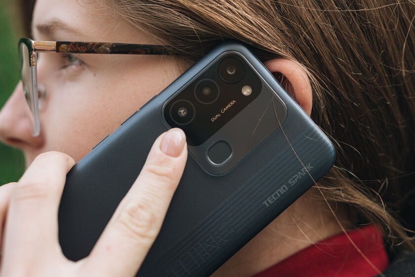 Тот редкий случай, когда доступно — не значит плохо. Обзор Tecno Spark 8C — Дизайн. 3