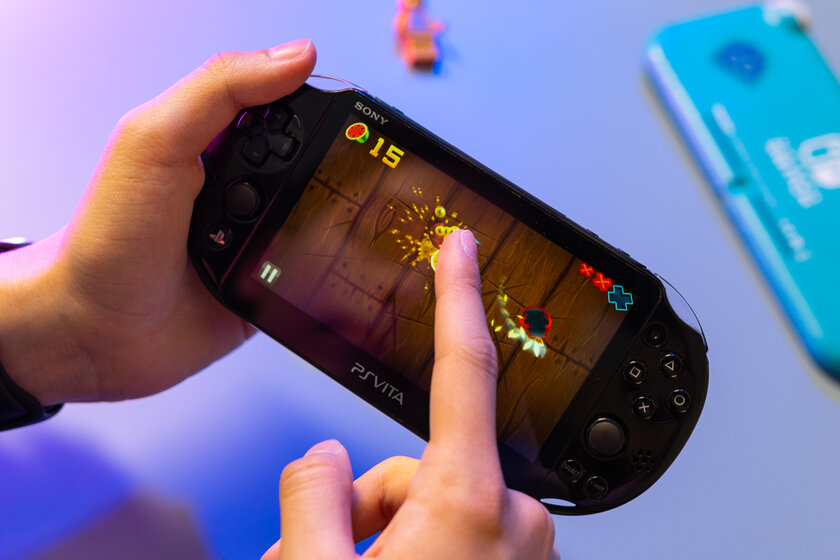 Лучшая портативная консоль для ретро игр. Почему стоит обзавестись PS Vita даже в 2022