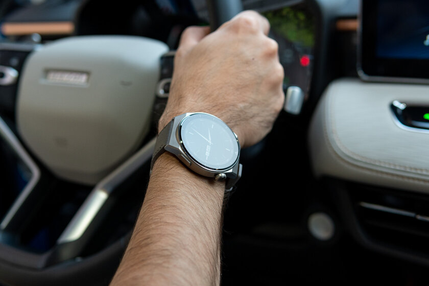 Обзор Huawei Watch GT 3 Pro: премиальные часы с функцией ЭКГ — Дизайн. 2