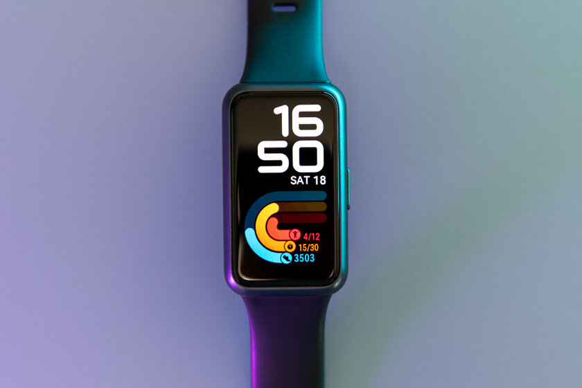 Не зацикливайтесь на Mi Band. Обзор Huawei Band 7, он даже лучше — Операционная система. 1