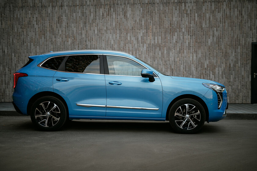 Китайский кроссовер смог удивить, очень продуманный. Тест-драйв Haval Jolion (2021) — Знакомство. 2