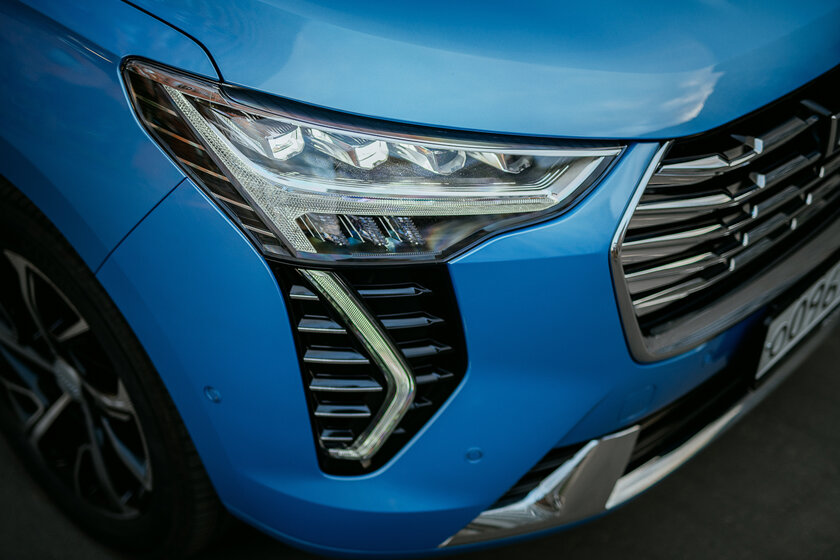 Китайский кроссовер смог удивить, очень продуманный. Тест-драйв Haval Jolion (2021) — Знакомство. 3