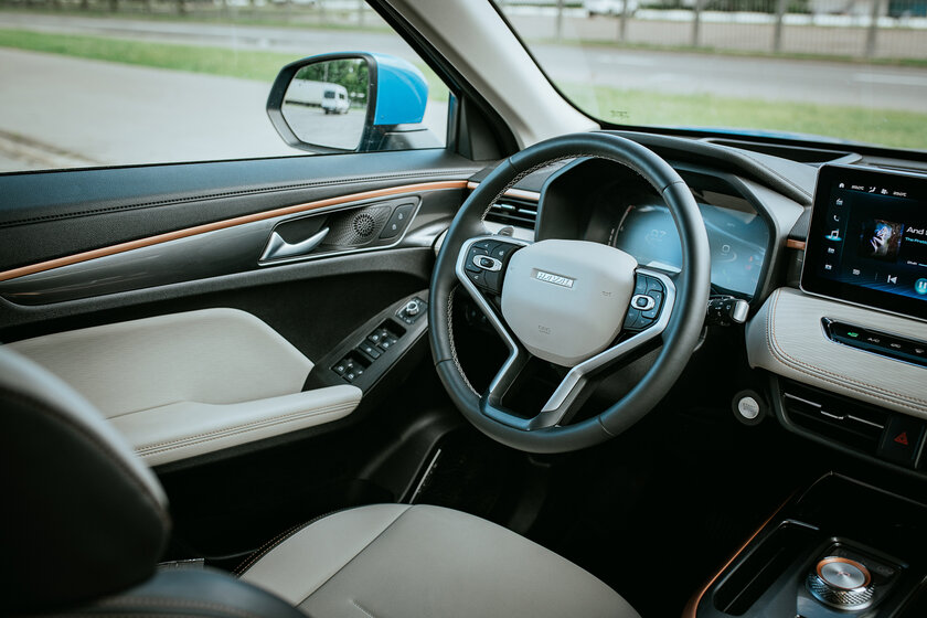 Китайский кроссовер смог удивить, очень продуманный. Тест-драйв Haval Jolion (2021) — Знакомство. 18