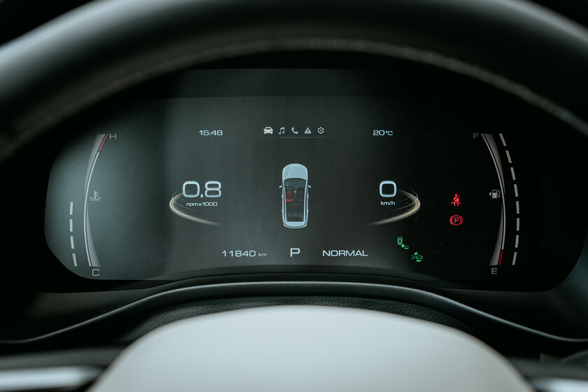 Китайский кроссовер смог удивить, очень продуманный. Тест-драйв Haval Jolion (2021) — Знакомство. 42