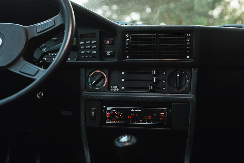 Каково владеть ретро в 2022 году: владелец о BMW 5 (E28) из 1982-го