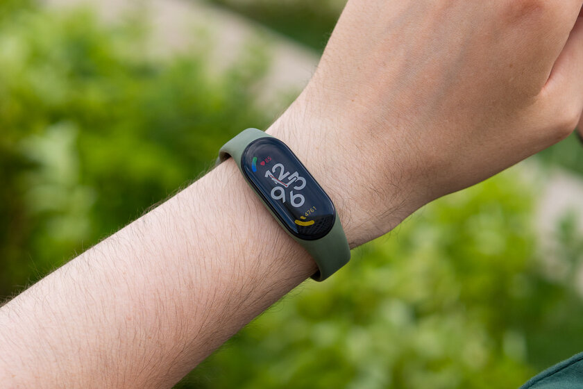 Обзор Mi Band 7: так и не понял, почему браслеты Xiaomi всем нравятся — Дизайн. 1