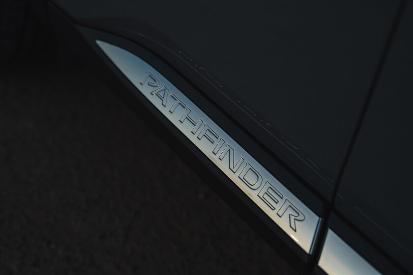 Огромное авто, в котором комфортно всем (на удивление). Тест-драйв Nissan Pathfinder 2021