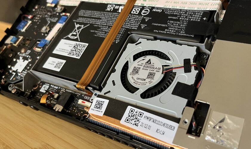 Ремонт в домашних условиях: iFixit выпустила комплекты для замены батареи и вентилятора Steam Deck