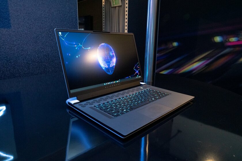 Обновлённый игровой ноутбук Alienware получил Radeon RX 6850M XT и дисплей с частотой 480 Гц Обновлённый игровой ноутбук Alienware получил Radeon RX 6850M XT и дисплей с частотой 480 Гц