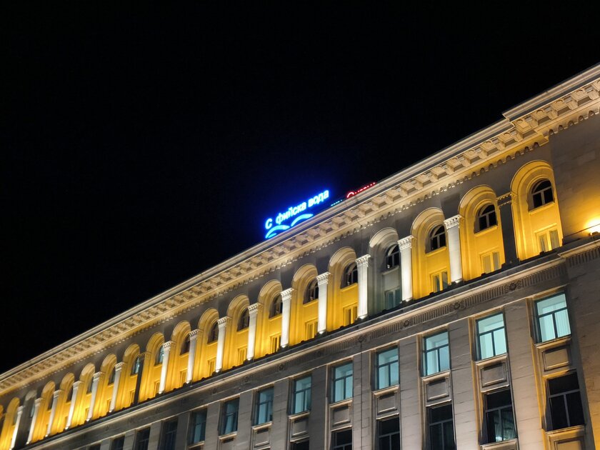 Обзор OPPO Reno8 Pro: странный дизайн за слишком большие деньги — Качество фотографий. 82