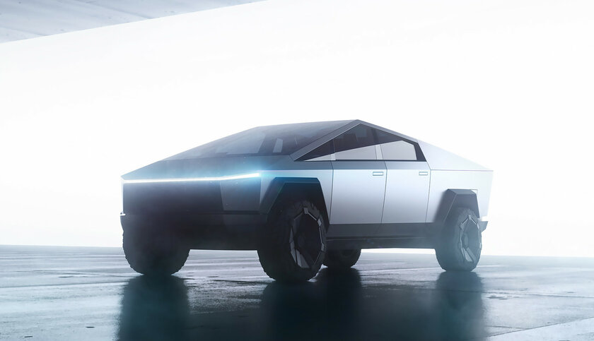 Илон Маск рассказал, когда клиенты получат свои Tesla Cybertruck