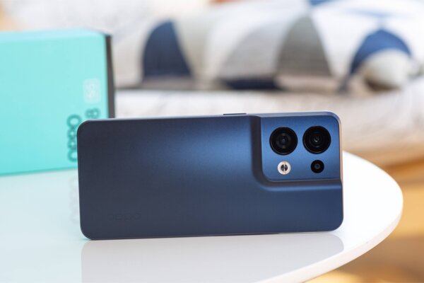 Обзор Oppo Reno8 — тонкий и стильный соперник в среднем ценовом диапазоне