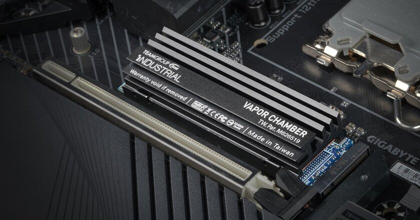 Представлен первый SSD M.2 с жидкостной системой охлаждения