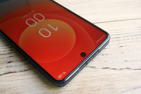 Tecno Camon 19 Pro — новый топ за свои деньги