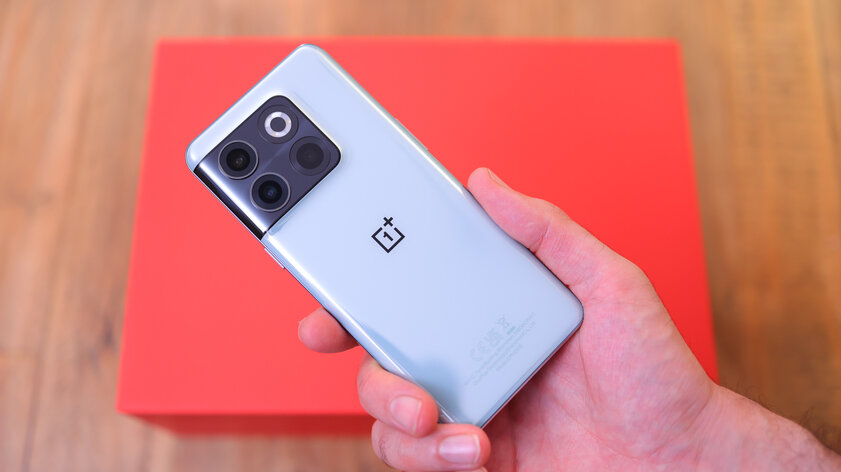 Обзор OnePlus 10T: волк* в овечьей шкуре*