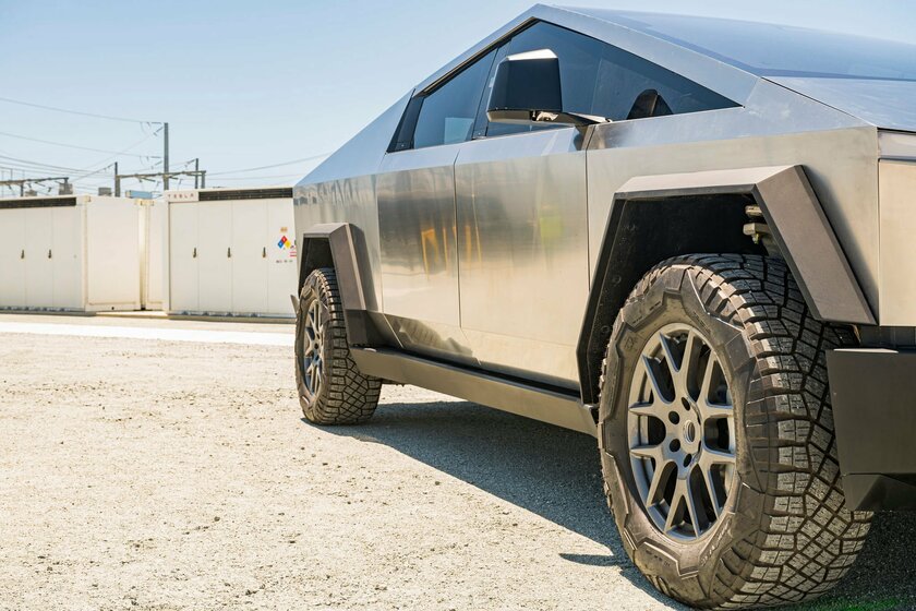 Илон Маск не сдержал обещание: Tesla не сможет выпустить Cybertruck по оригинальной цене