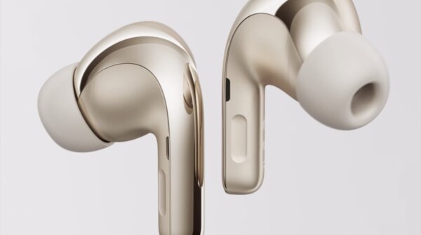 Xiaomi представила элегантные, но недорогие наушники Buds 4 Pro