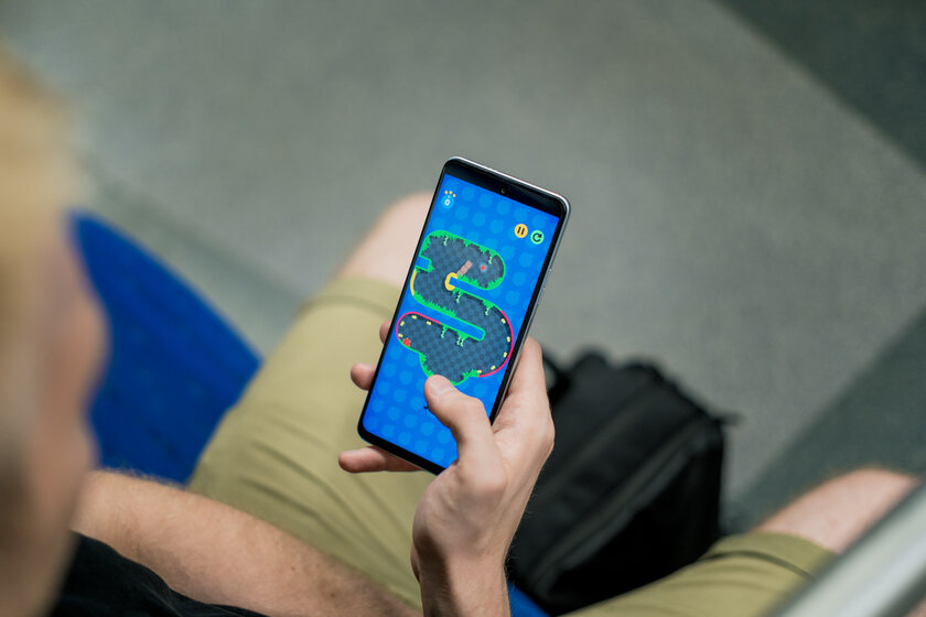 12 игр, в которые можно поиграть на смартфоне, когда выдалась свободная минутка
