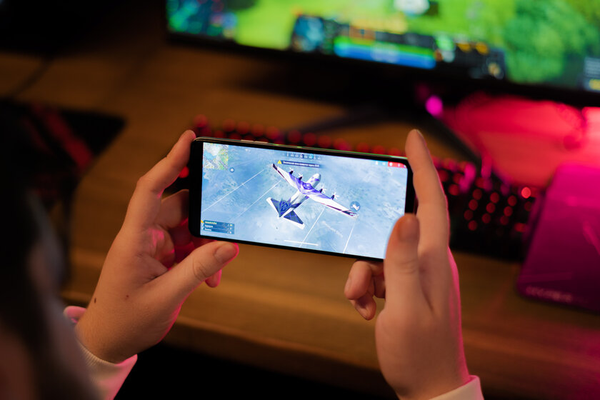 Проверено на себе. Игровые возможности Tecno Pova 3
