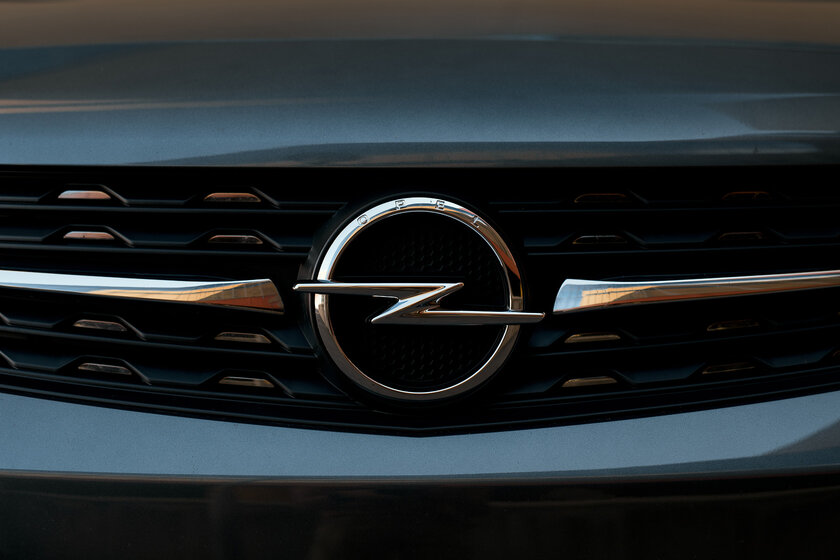 Микроавтобусы непопулярны, а зря. Тестирую Opel Zafira Life и убеждаюсь в удобстве — Встреча. 1