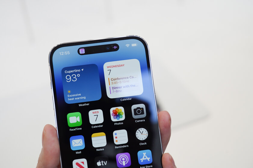 Первые отзывы об iPhone 14 Pro: что думают журналисты после знакомства — Dynamic Island, над которым все смеялись. 7