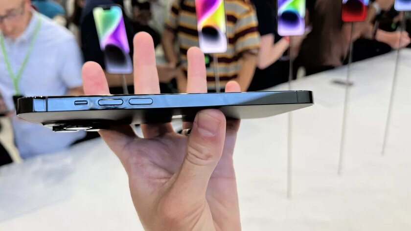 Первые отзывы об iPhone 14 Pro: что думают журналисты после знакомства — Дизайн: новые цвета и громоздкие камеры. 3