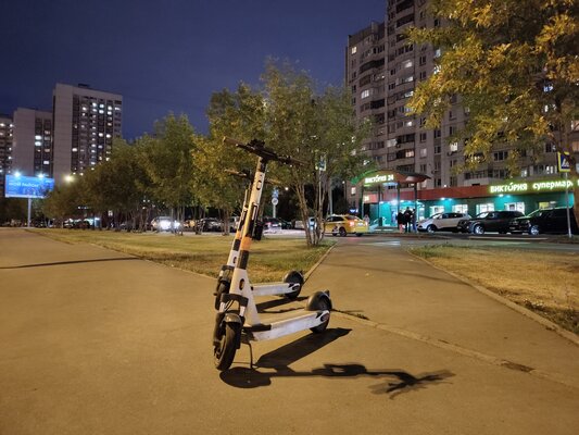 Прозрачный смартфон с 900 светодиодами в реальной жизни. Тестирую Nothing Phone (1) — Камера. 10