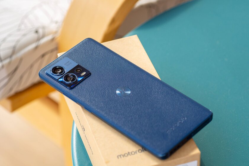 Приятный корпус, мощный процессор и лучшие камеры: обзор Motorola Edge 30 Fusion