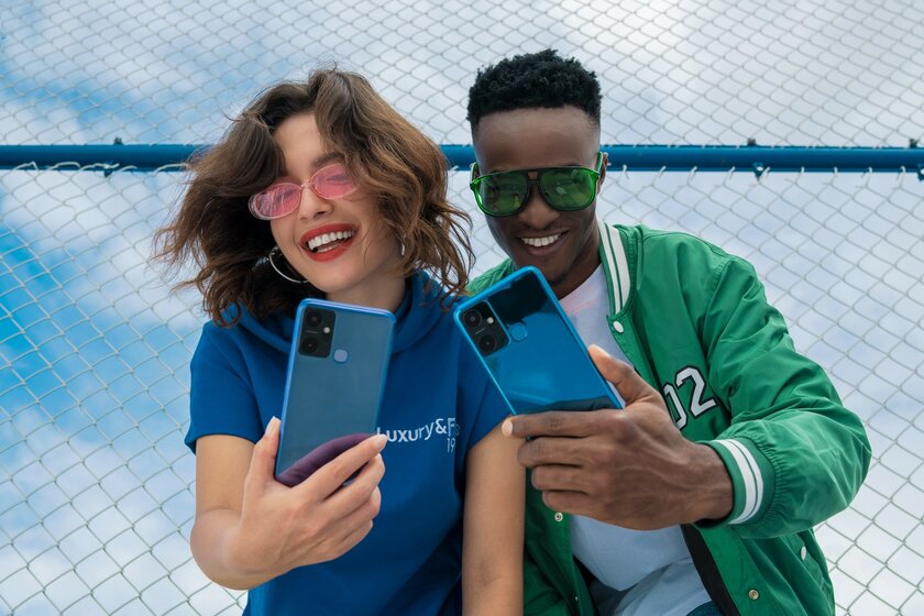 Infinix представила в России смартфон Smart 6 Plus с большим экраном и приятной ценой