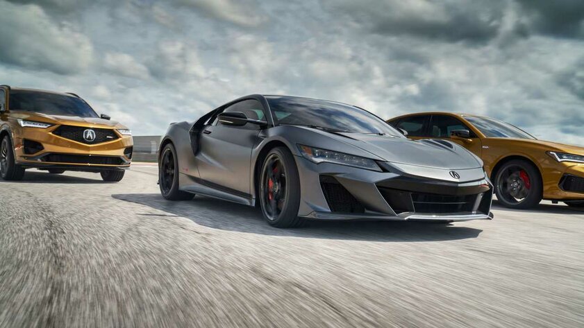 Легендарный спорткар Acura NSX может вернуться в облике электромобиля