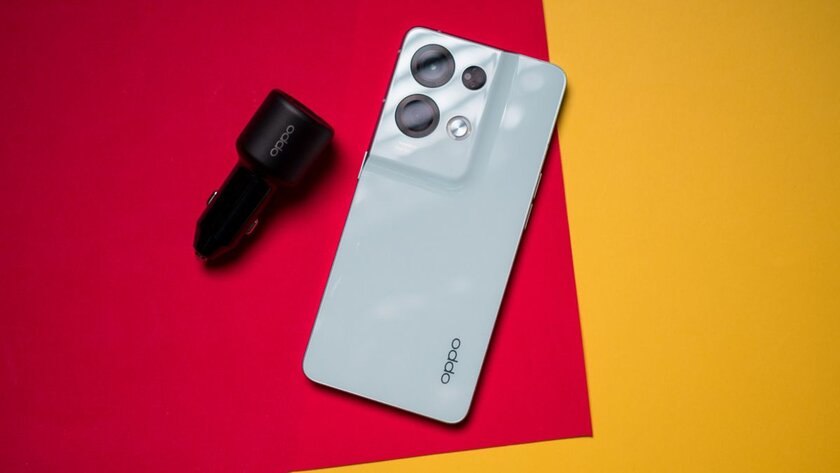 OPPO представила автомобильную зарядку на 80 Вт. Смартфон заряжается за час