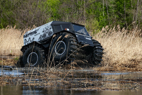 Что не придумают, лишь бы дороги не строить! 10 монструозных российских внедорожников